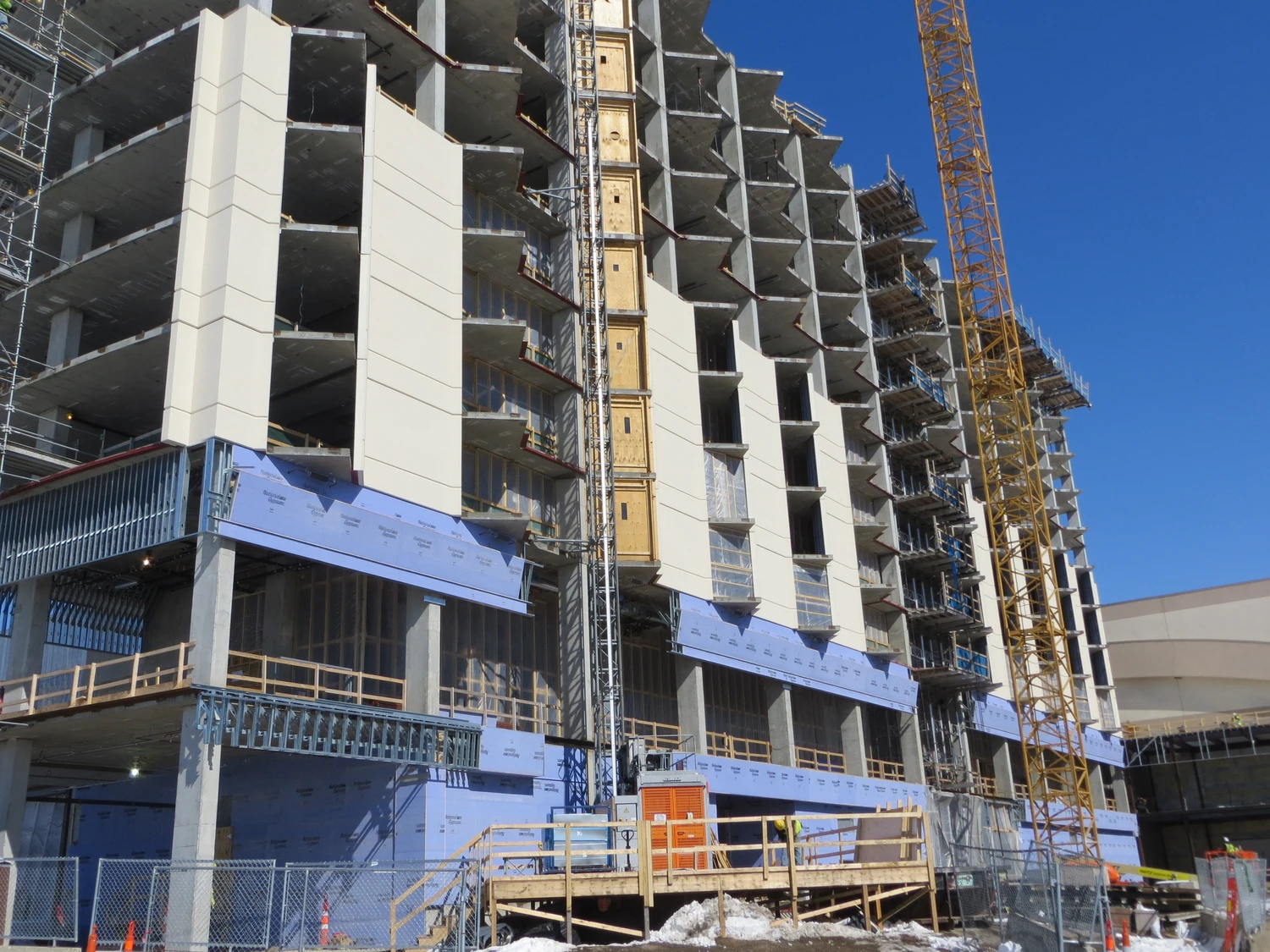 See how exterior wall panelization helped speed construction of this casino under a tight timeline. 