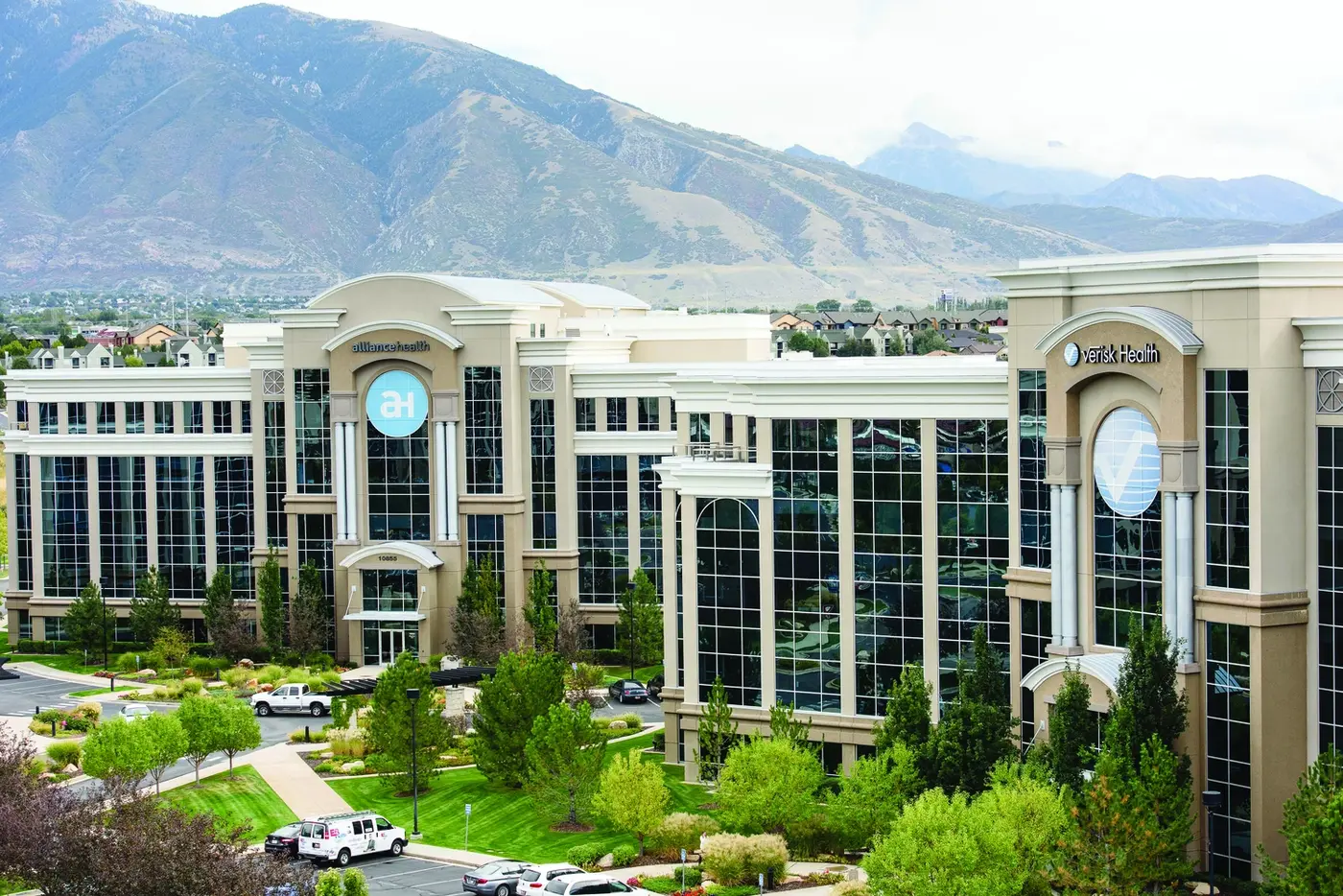 Outsulation and TerraNeo enabled the desired look of granite at a fraction of the cost for this new office park. 